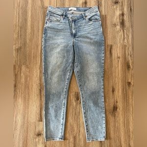 Abercrombie curve love jeans